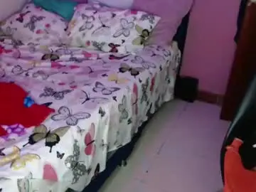 Chaturbate Live Sex Cam of elizabethtaylor1