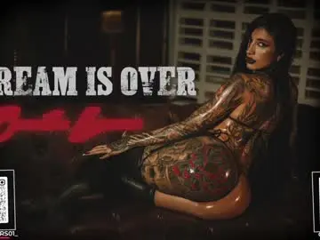 Chaturbate Live Sex Cam of camilalovers01