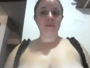 Chaturbate Adult Video Chat of isabellaa_hills_