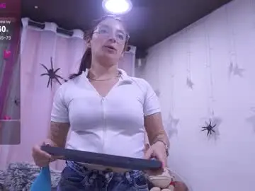 Chaturbate Free Porn Cam of issa_monterrey