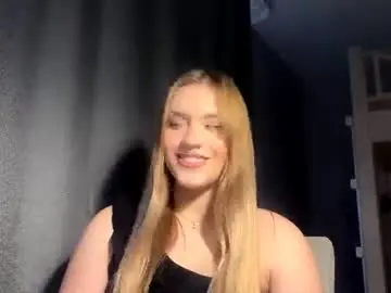 Chaturbate Watch Live Sex Cams of milacrummell