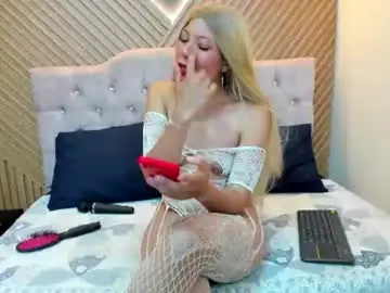 Chaturbate Best live sex cam show of amapolaa1