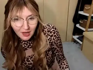 Chaturbate Live Sex Cam of vanda26