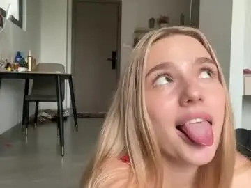 Chaturbate Best live sex cam show of alicebloomxx