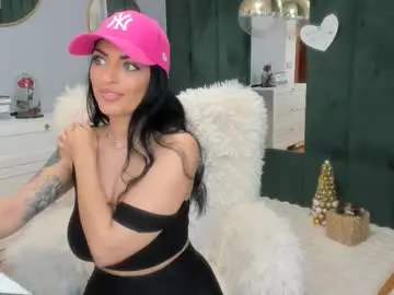 Chaturbate Live Sex Cam of elisabaxter