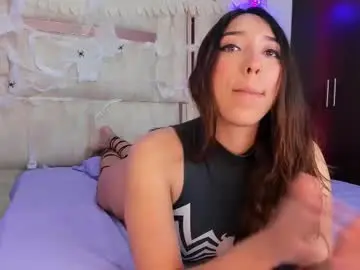 Chaturbate Free Porn Cam of emily_walker4