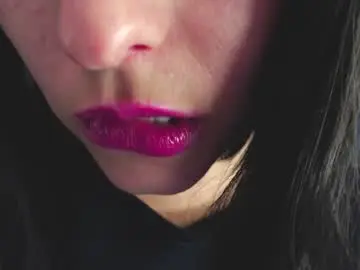 Chaturbate Sex Chat of angelika_rouge