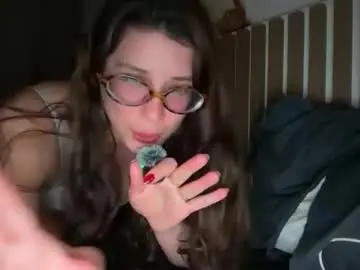 Chaturbate Live Sex Cam of meowkillah