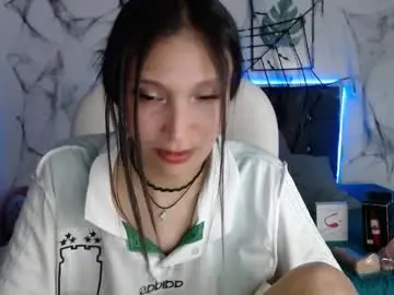 Chaturbate Nude Webcam of mia_collens_