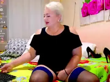 Chaturbate Best live sex cam show of oliviaparadise