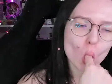 Chaturbate Free Live Porn of power_robynn