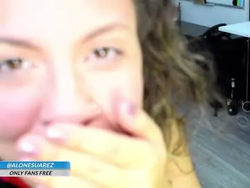 Chaturbate Free Porn Cam of alondra_on_fire