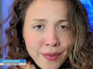 Chaturbate Watch Live Sex Cams of alondra_on_fire