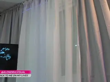 Chaturbate Adult Webcam of alondra_on_fire