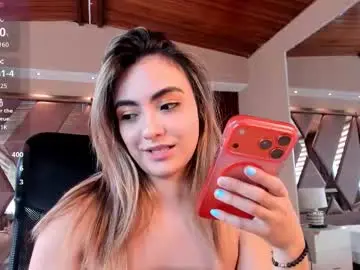 Chaturbate Live Sex Cam of isabellaajoness