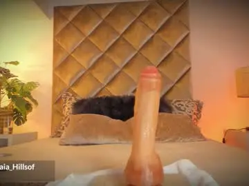 Chaturbate Free Porn Cam of malaia_hills