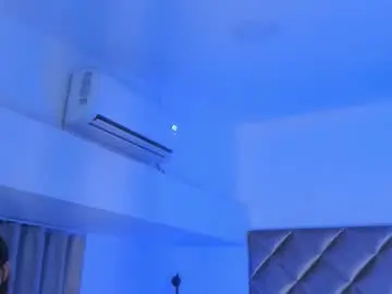 Chaturbate Sex Chat of malaia_hills