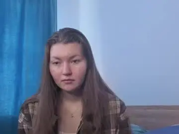 Chaturbate Sex Cam of celineswiatkowski