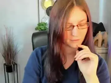 Chaturbate Live Sex Cam of emma_lust94