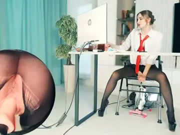 Chaturbate Free Porn Cam of _artporno_