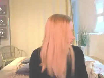 Chaturbate Live Porn of hollyylee