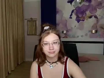Chaturbate Live Sex Cam of angelinalow