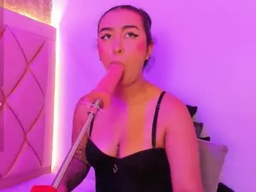 Chaturbate Live Sex of antonellaqueeen