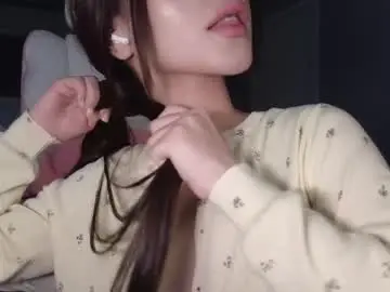 Chaturbate Free Live Porn of ella_lee15