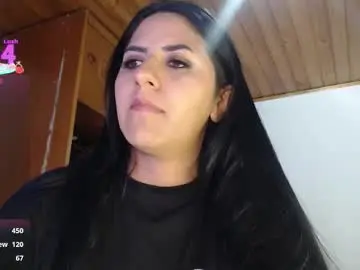 Chaturbate Best live sex cam show of hilari18