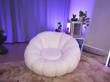 Chaturbate Watch Live Sex Cams of bia_kristal