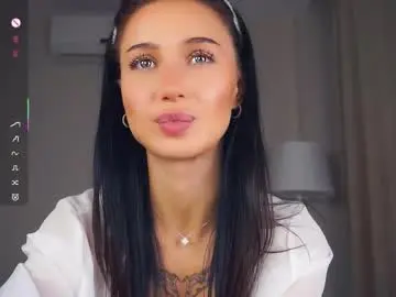 Chaturbate Watch Live Sex Cams of delanakimbral
