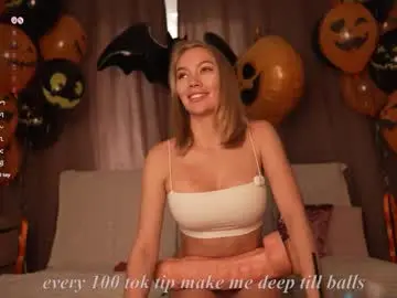 Chaturbate Live Sex of bestie_online