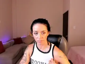 Chaturbate Live Sex Cam of kristen_garner