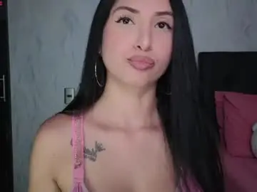 Chaturbate Live Sex Cam of sophie_x1