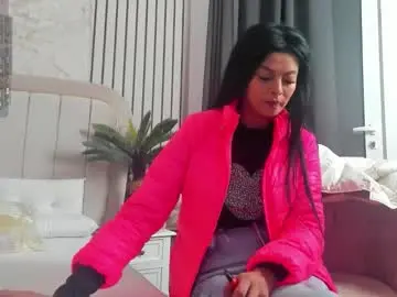 Chaturbate Best live sex cam show of daryareed