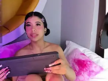 Chaturbate Live Sex Cam of brooke_monroe
