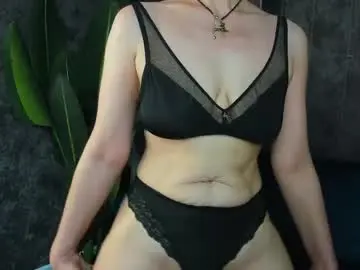 Chaturbate Free Live Porn of lillian_white1