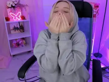 Chaturbate Live Sex Cam of aurorawrenfield