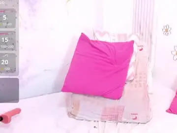 Chaturbate Live Sex of em_aa1