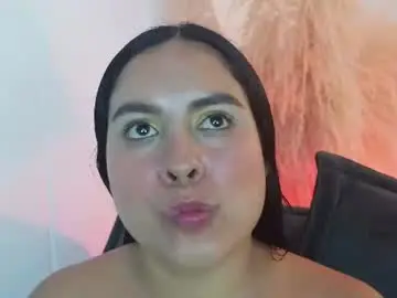 Chaturbate Sex Cam of bella_saint33