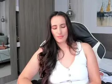 Chaturbate Best live sex cam show of saragomez_1