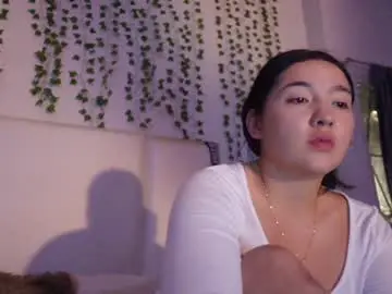 Chaturbate Live Sex Cam of emma_johnson_