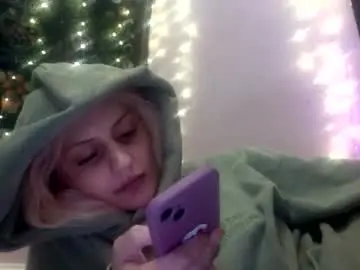 Chaturbate Adult Webcam of madelinevalentine