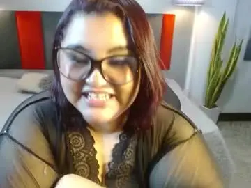 Chaturbate Live Sex Cam of miacurvylove