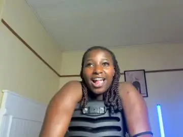 Chaturbate Adult Webcam of ebonyqueen_11