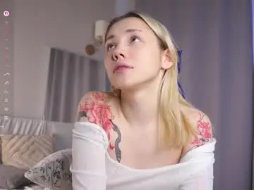 Chaturbate Free Live Porn of blue_bow