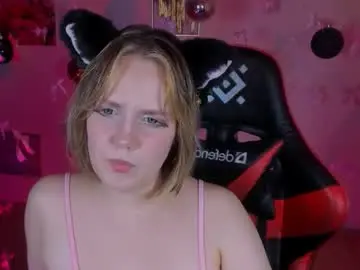 Chaturbate Sex Cam of madeline_doll