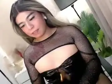 Chaturbate Live Porn of mikha_sensual