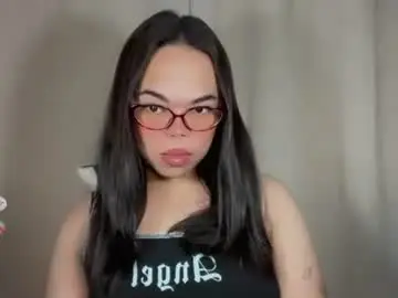 Chaturbate Live Sex Cam of kim_kyile