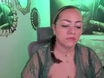 Chaturbate Best live sex cam show of marianalopez81